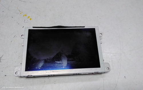 AUDI A4 RADIO/CD/DVD/SAT/TV, DISPLAY UNIT, 7IN, B8 8K, 02/2008 - 01/2016 - Image 1