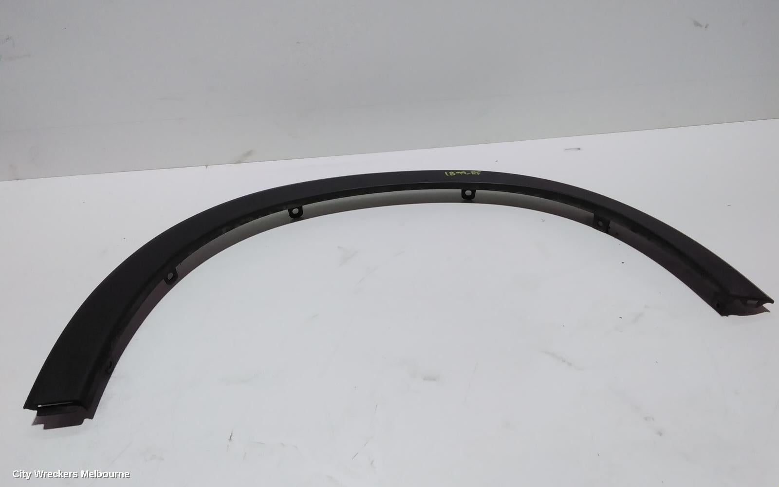 HONDA HRV WHEEL ARCH FLARE, RH FRONT, RU5, 12/2014 - 10/2021 - Image 1