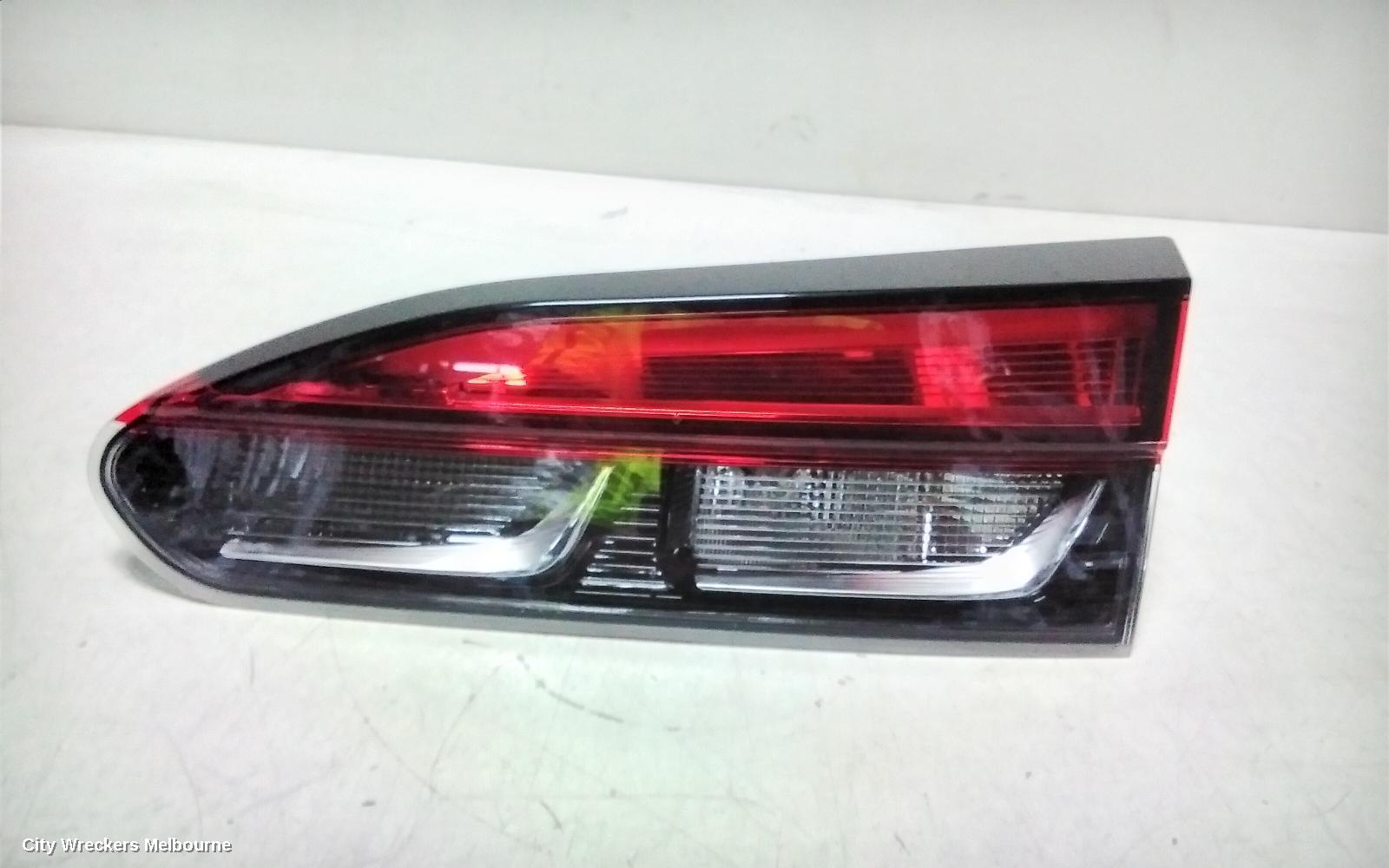 TOYOTA COROLLA CROSS REAR GARNISH, XG10, TAILGATE LAMP (RH SIDE), SMOKED LENS TYPE, 01/2022 ONWARDS - Image 3