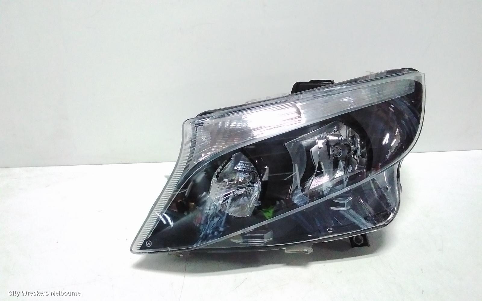 MERCEDES VITO LEFT HEADLAMP, 447, HALOGEN, BLACK INSERT TYPE, 03/2015 ONWARDS - Image 3