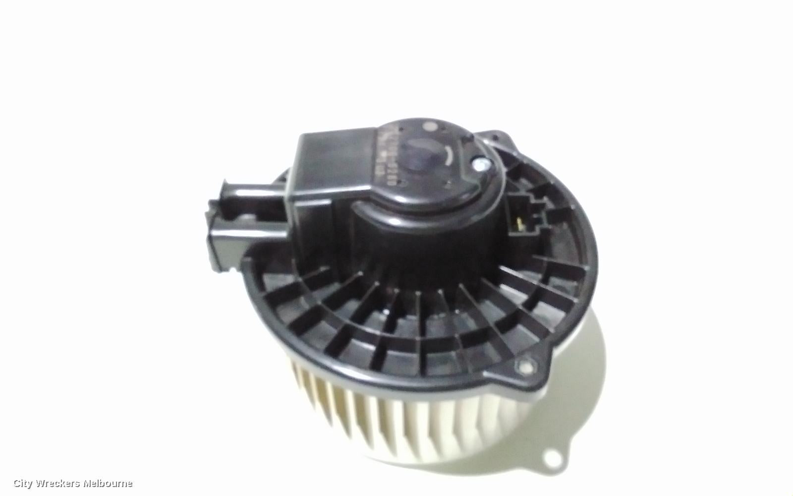 SUBARU OUTBACK HEATER FAN MOTOR, 6TH GEN, WIDE 2 PIN PLUG TYPE, P/N 2727005280, 08/2014 - 12/2020 - Image 1