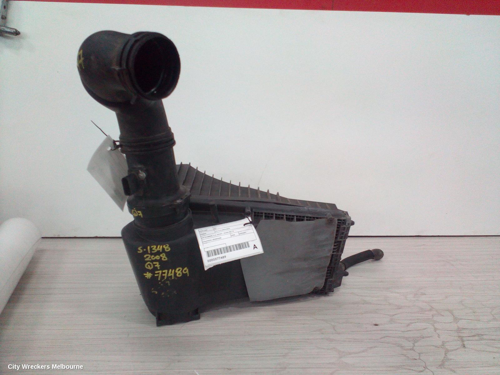 AUDI Q7 AIR CLEANER/BOX, AIR CLEANER, 3.0, DIESEL, 09/2006 - 08/2015 - Image 1