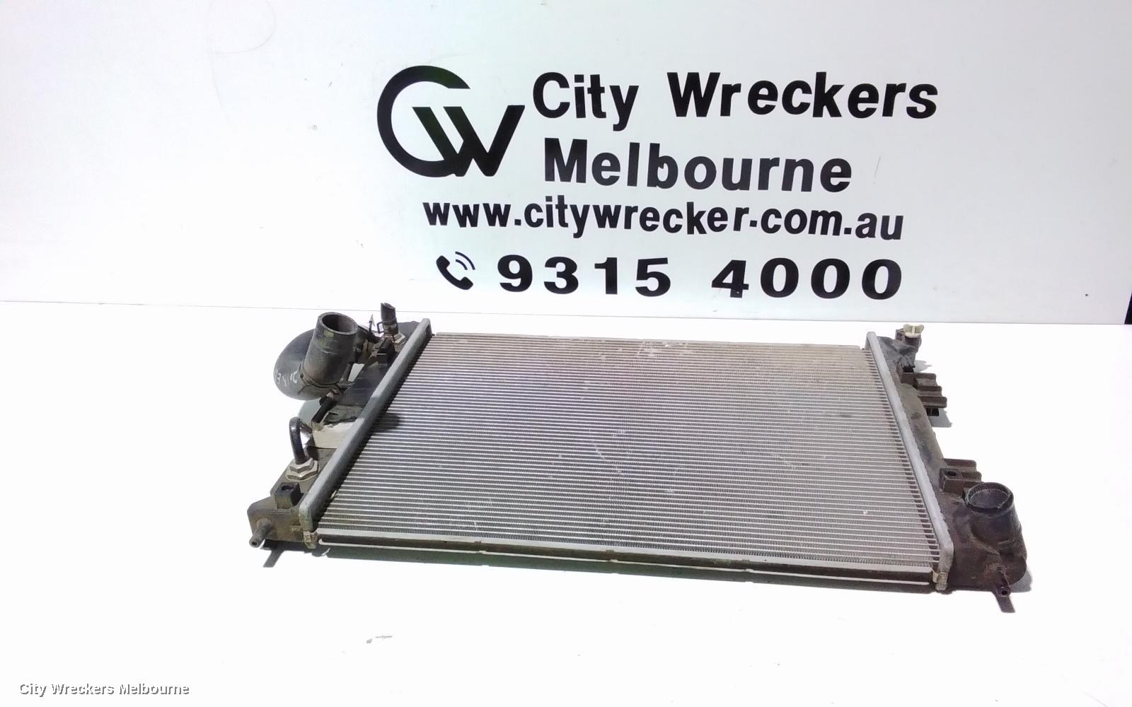 HYUNDAI ELANTRA RADIATOR, AUTO, 1.8, PETROL, MD, 11/2013 - 11/2015 - Image 3