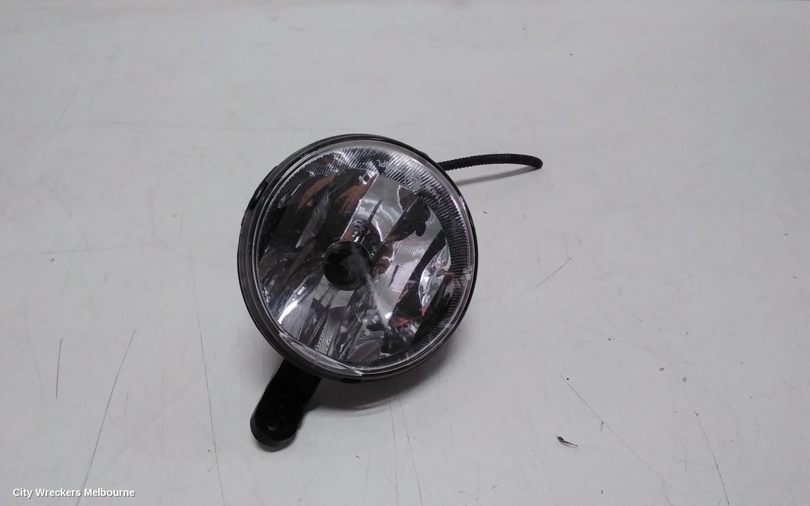 HOLDEN COLORADO RIGHT INDICATOR/FOG/SIDE, BUMPER FOGLAMP, RG, 07/2016 - 12/2020 - Image 1