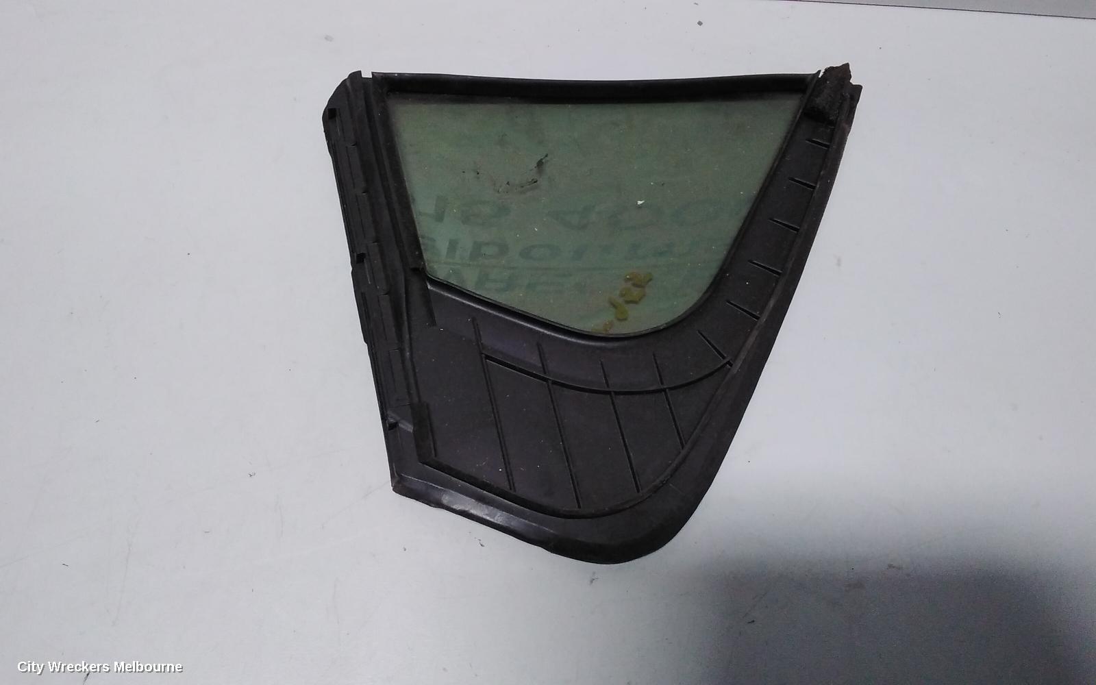 HONDA ACCORD RIGHT REAR 1/4 DOOR GLASS, 8TH GEN, EURO (VIN JHMCU), SEDAN, 07/2011 - 12/2015 - Image 2