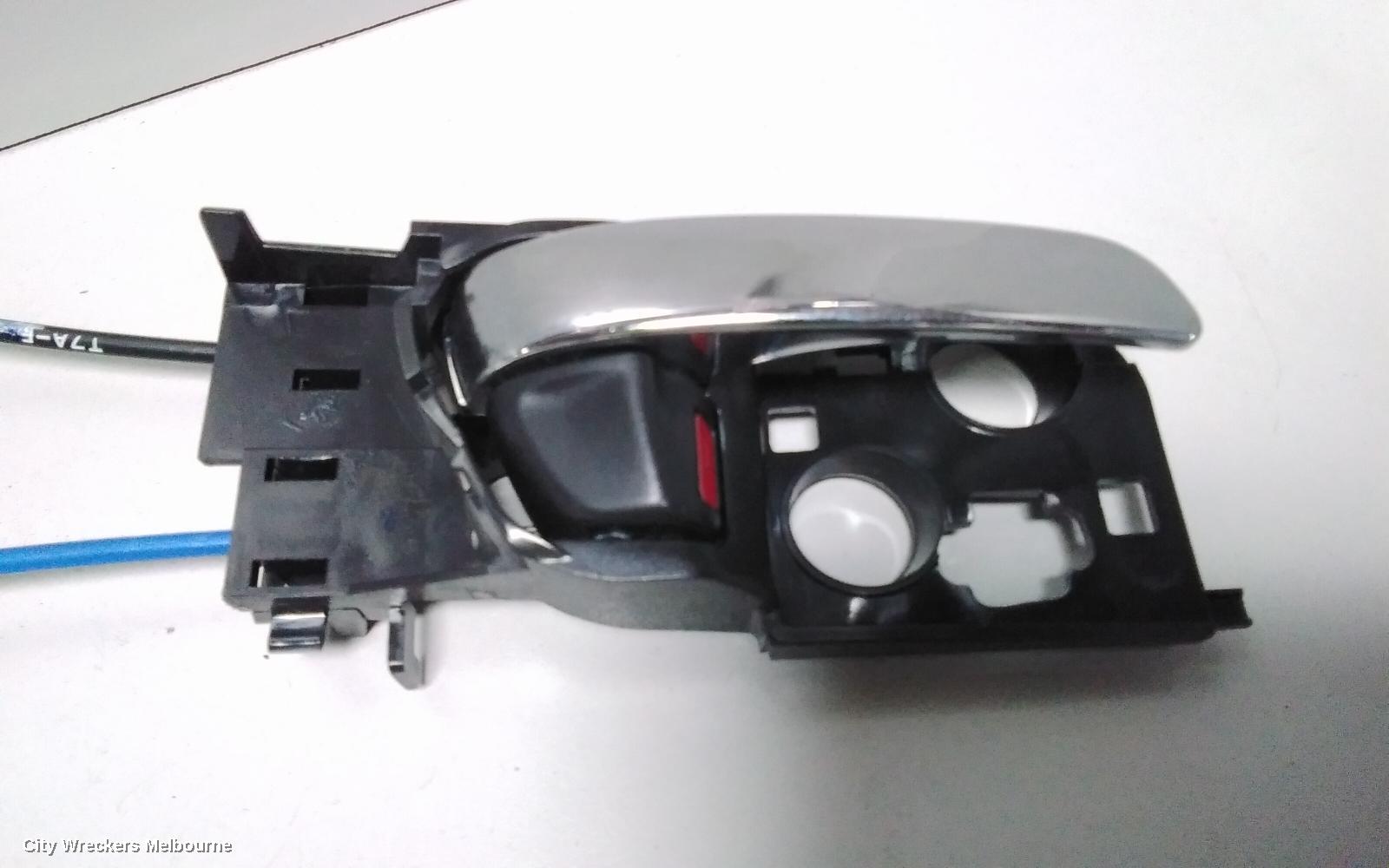 HONDA HRV DOOR/BOOT/GATE LOCK, RIGHT FRONT DOOR LOCK, RU5, 12/2014 ONWARDS - Image 3