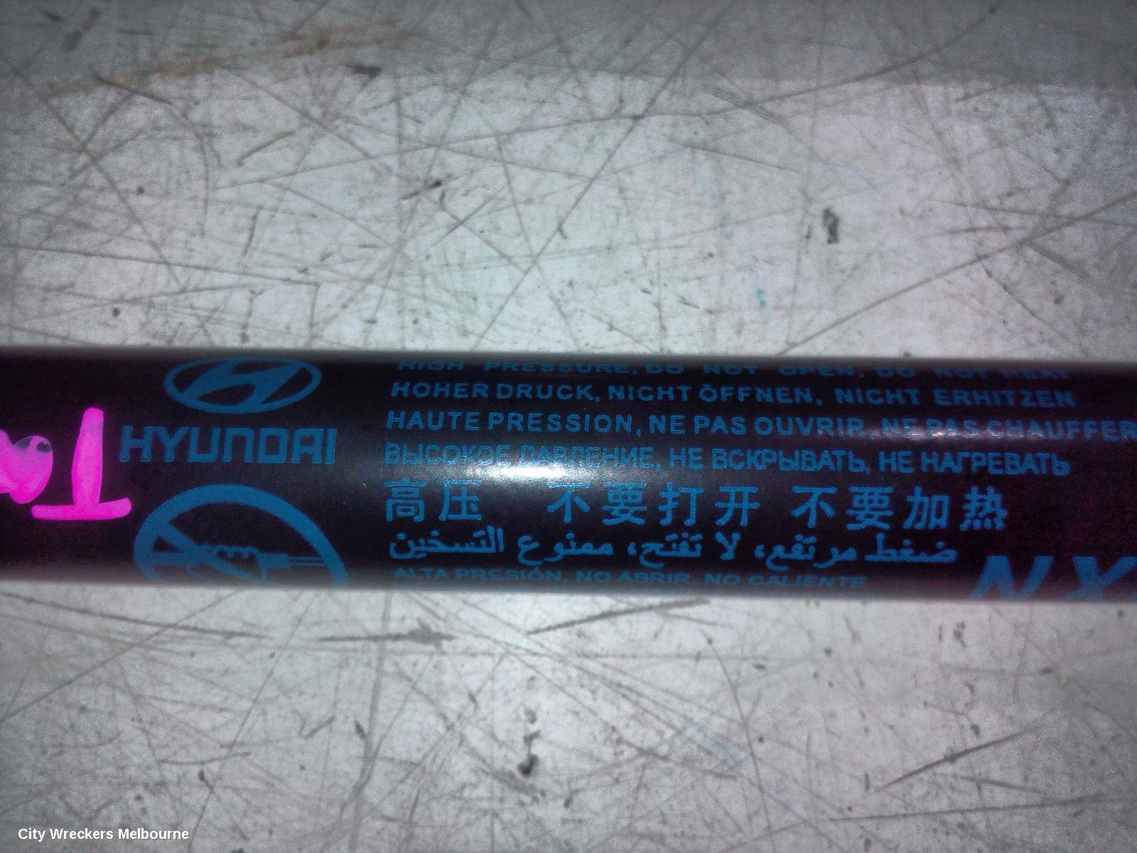 HYUNDAI TUCSON HATCH STRUT, NX4, TAILGATE STRUT (PAIR), NON POWER LIFT GATE TYPE, 02/2021 ONWARDS - Image 3