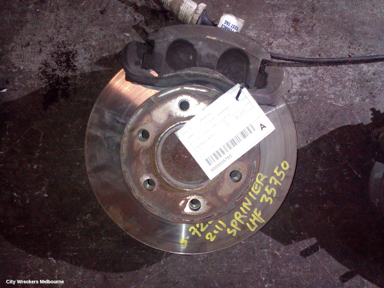 MERCEDES SPRINTER LEFT FRONT HUB ASSEMBLY, NCV3, SINGLE WHEEL TYPE, 10/2006 - 04/2018 - Image 1