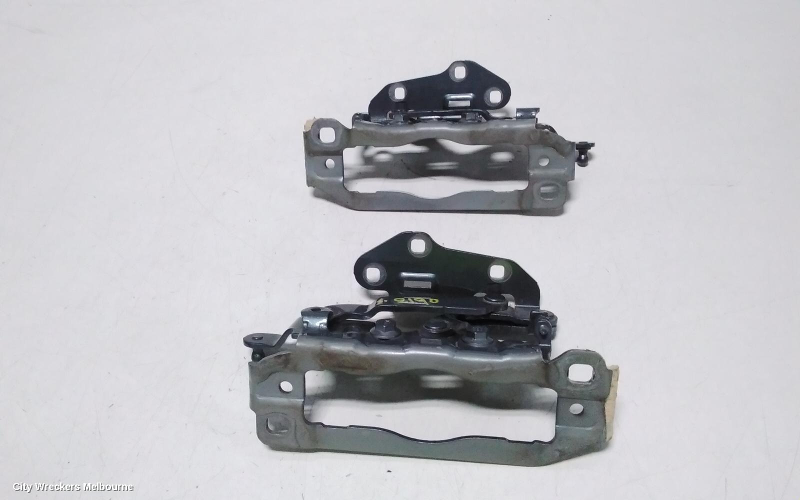MERCEDES C CLASS BONNET HINGE/STRUT, HINGES (PAIR), W204/S204, 07/2007 - 07/2014 - Image 3
