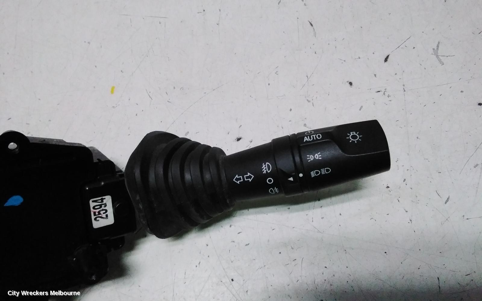 HOLDEN CAPTIVA COMBINATION SWITCH, FLASHER SWITCH, CAPTIVA 7, CG, 01/2011 - 06/2018 - Image 3