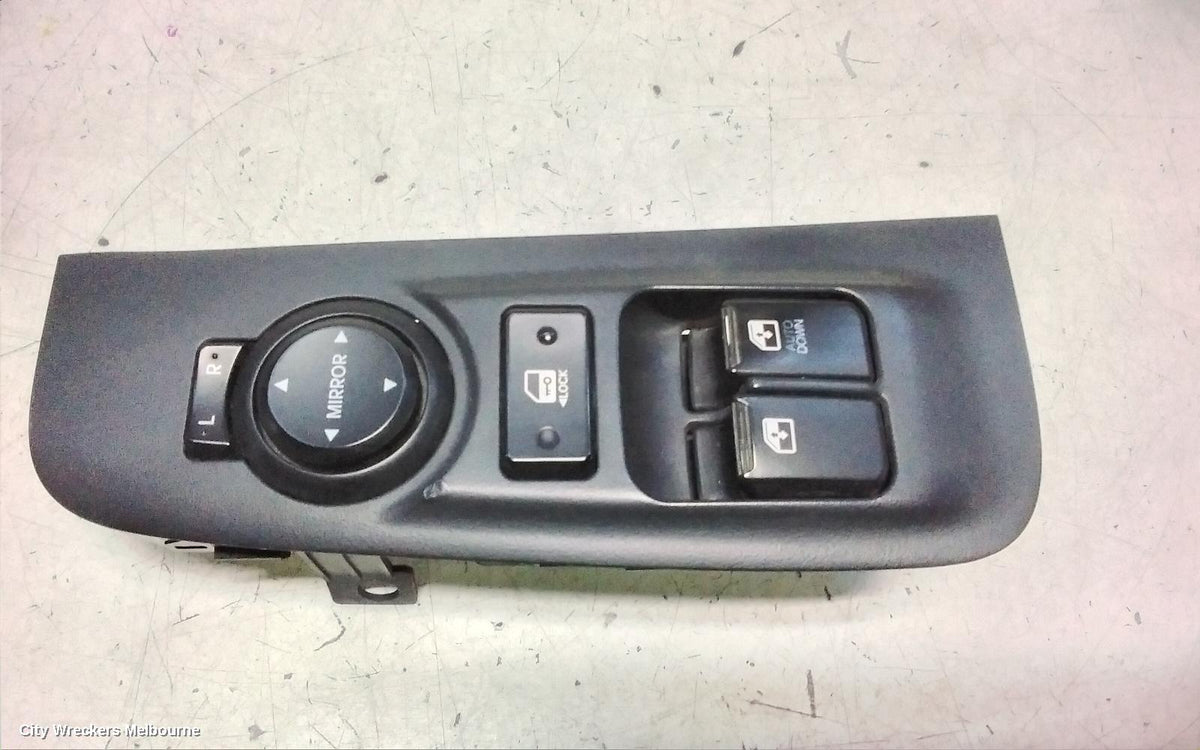 HYUNDAI ILOAD/IMAX PWR DR WIND SWITCH, RH FRONT (MASTER SWITCH), TQ, AUTO DOWN ONLY, 11/2007 - 03/2021 - Image 3