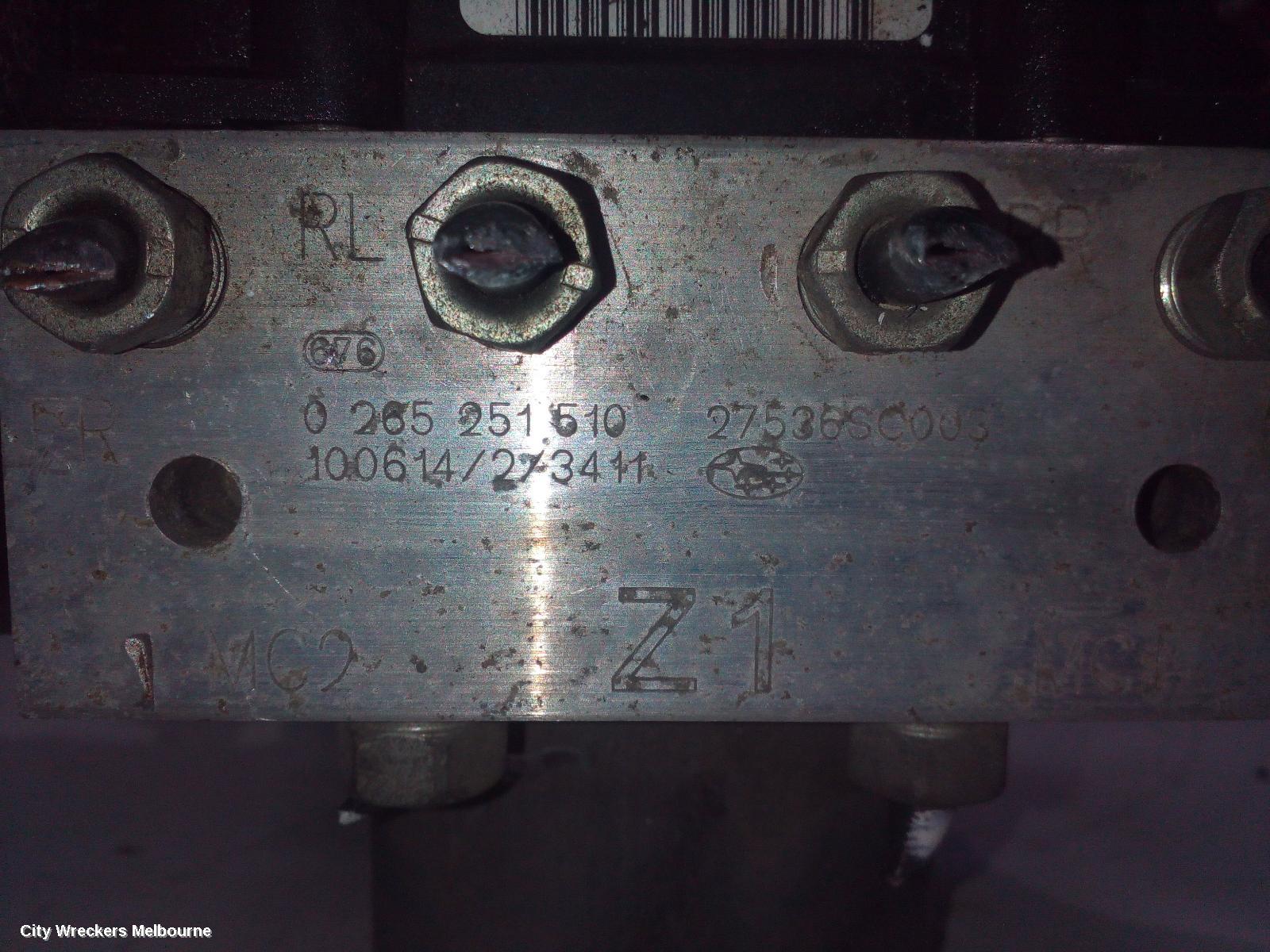 SUBARU FORESTER ABS PUMP/MODULATOR, P/N 27596SC012, VDC TYPE, 02/2008 - 12/2012 - Image 2