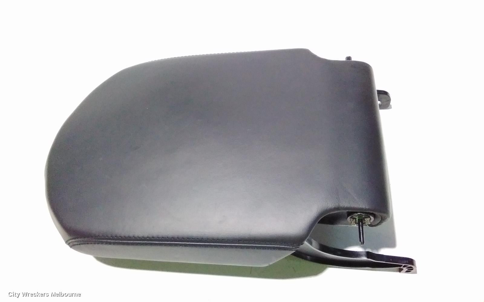 LAND ROVER RANGEROVER SPORT CONSOLE, L494, 12/2013 - 04/2022 - Image 2