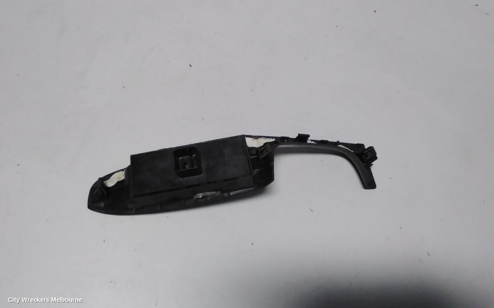 VOLKSWAGEN JETTA PWR DR WIND SWITCH, RH FRONT (MASTER SWITCH), 1B, 02/2011 - 12/2017 - Image 3