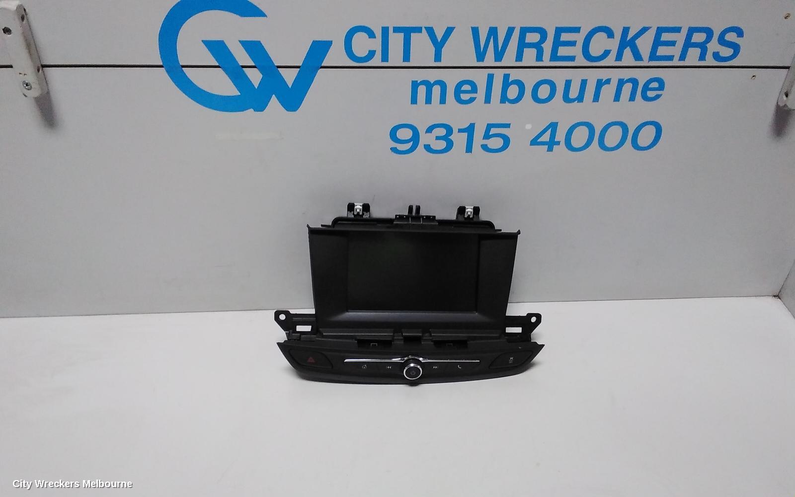HOLDEN COMMODORE RADIO/CD/DVD/SAT/TV, DISPLAY SCREEN, 7IN NON SAT NAV TYPE, ZB, 10/2017 - 12/2020 - Image 1
