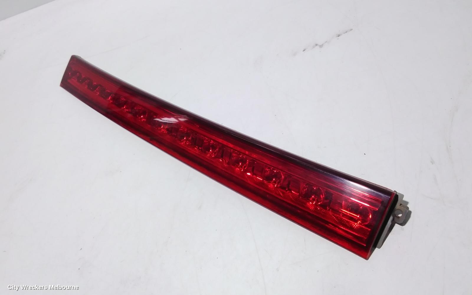 TOYOTA TARAGO REAR GARNISH, TAILGATE GARNISH (CENTRE), ACR50R, 03/2006 - 06/2020 - Image 2