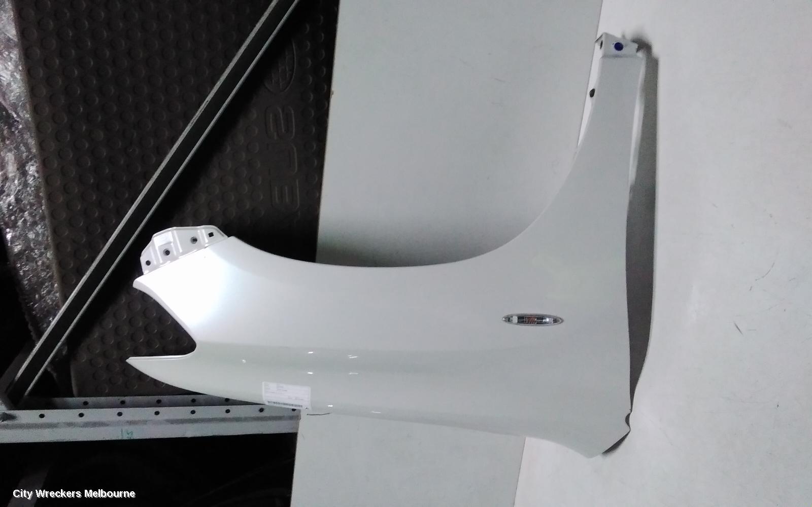 TOYOTA KLUGER RIGHT GUARD, GSU40-GSU45, 05/2007 - 07/2010 - Image 3