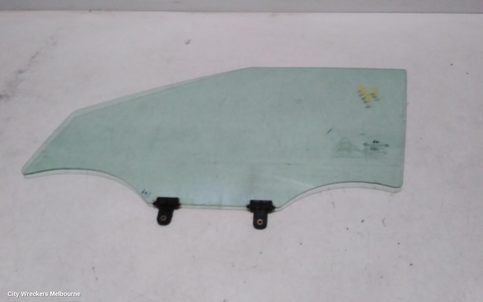 HYUNDAI VELOSTER LEFT FRONT DOOR WINDOW, FS, 10/2011 - 02/2018 - Image 1
