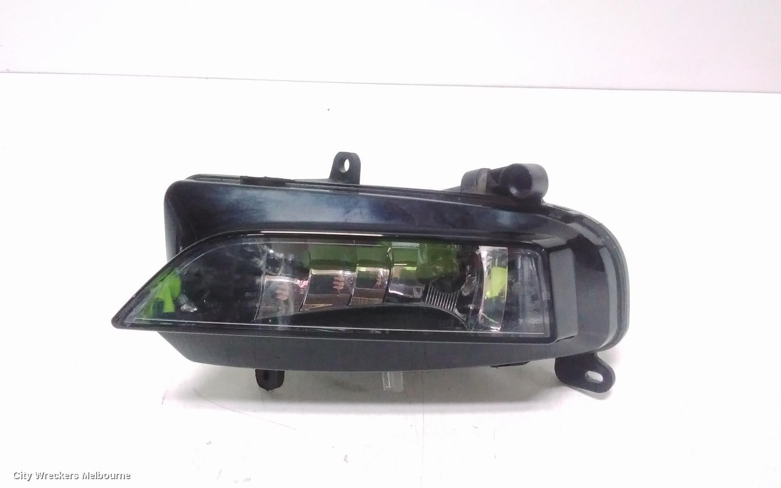 AUDI A4 LEFT INDICATOR/FOG/SIDE, BUMPER FOGLAMP, B8 8K, 02/2008 - 01/2012 - Image 2