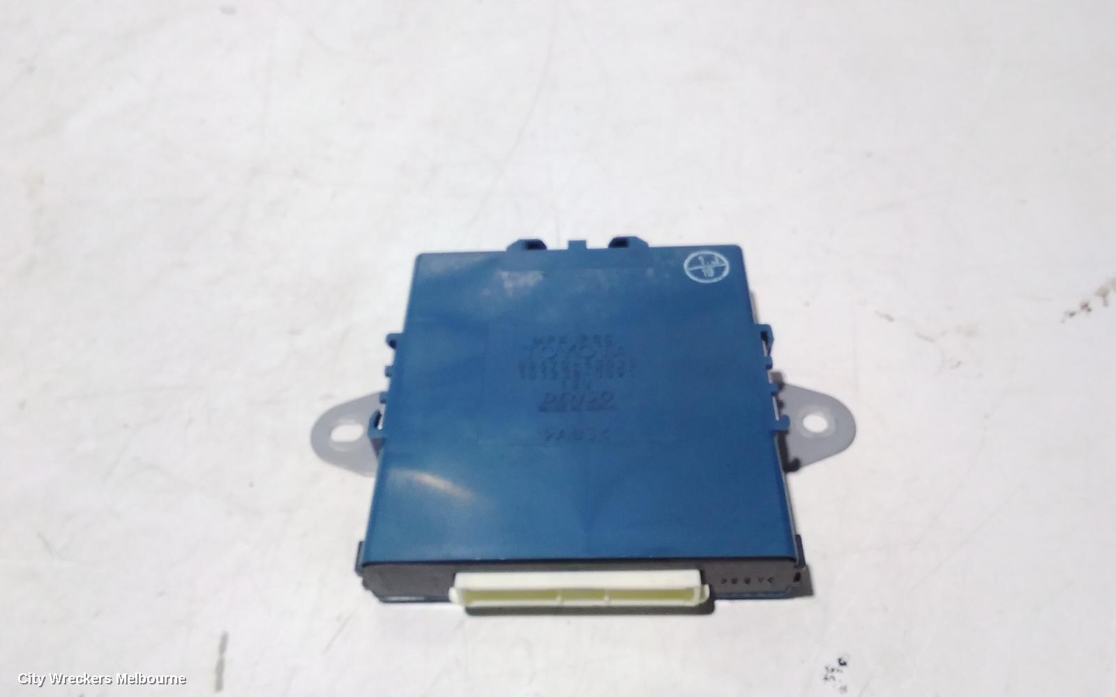 LEXUS IS250/IS250C, GSE20R 11/2005 - 07/2013, 89670-53020  STEERING ECU CONTROL MODULE UNIT  : 91455 - Image 1