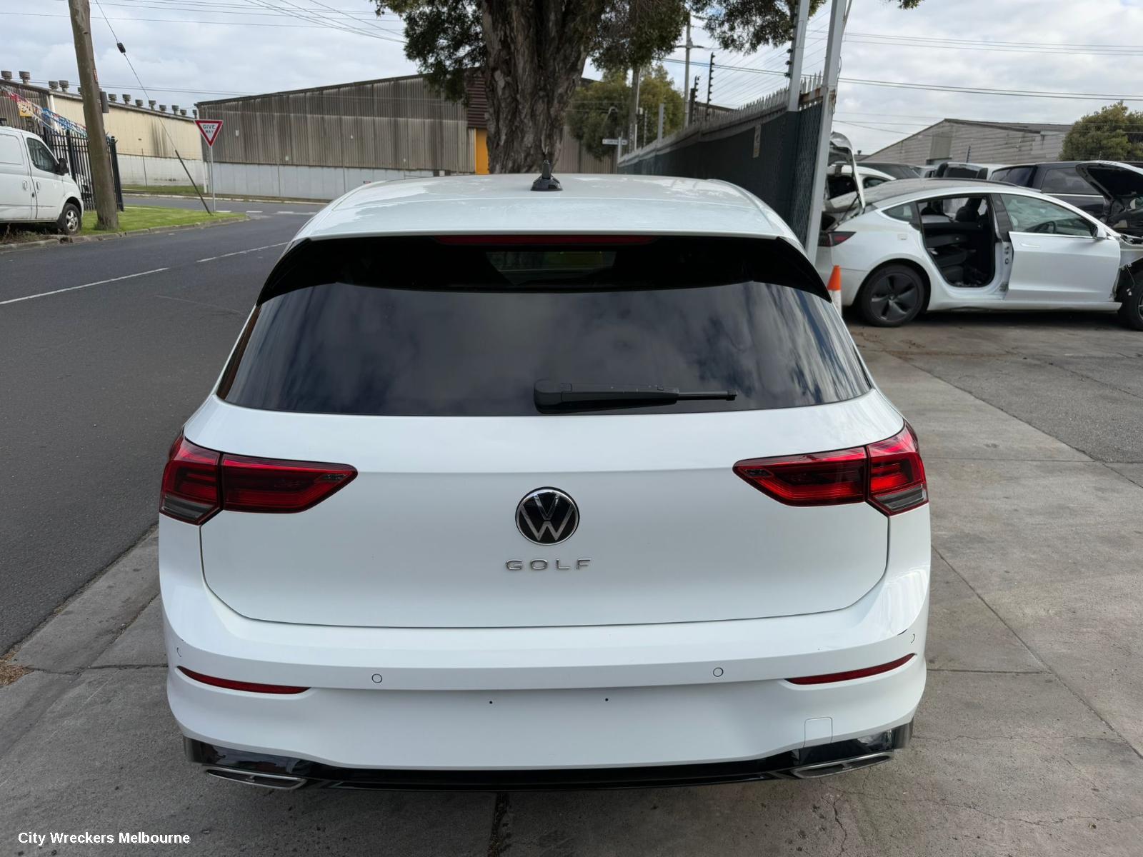 VOLKSWAGEN GOLF LEFT REAR 1/4 DOOR GLASS, GEN 8, 09/2020 ONWARDS - Image 1