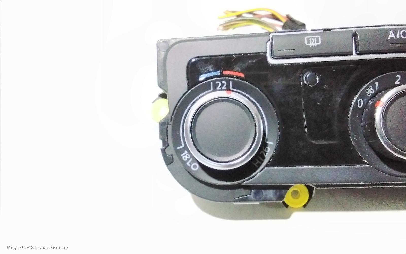 VOLKSWAGEN AMAROK HEATER/AC CONTROLS, NON CLIMATE CONTROL TYPE, 2H, 12/2010 ONWARDS - Image 3