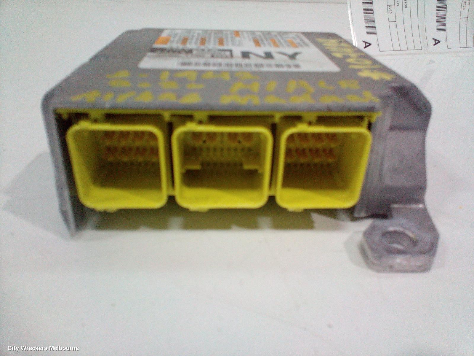 TOYOTA HIACE AIRBAG MODULE/SENSOR, MODULE, 300 SERIES, 04/2019 ONWARDS - Image 2