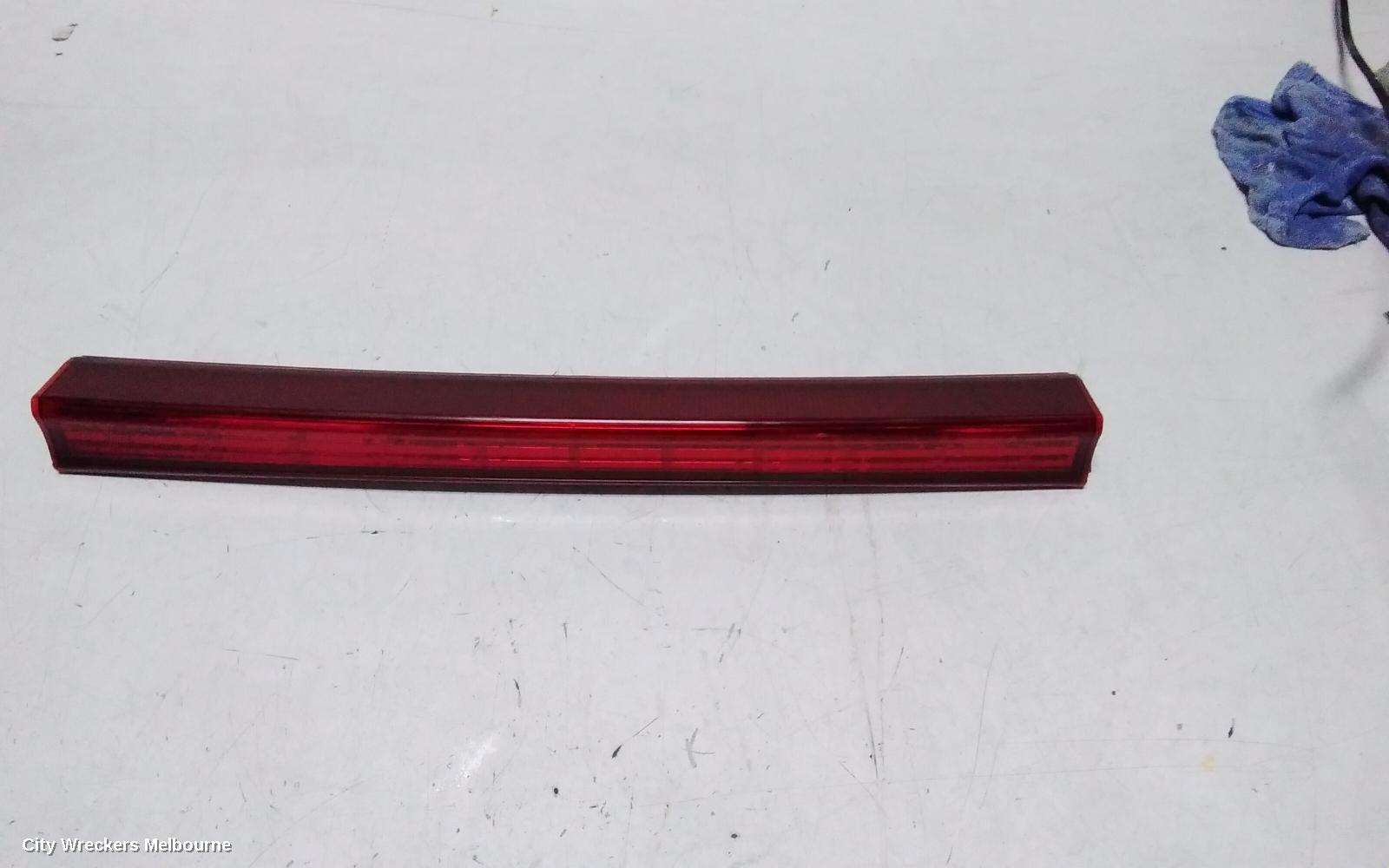 TOYOTA ESTIMA REAR GARNISH, TAILGATE LAMP (CENTRE), LENS# 28-194, RED, XR50, 05-19 (IMPORT) - Image 1
