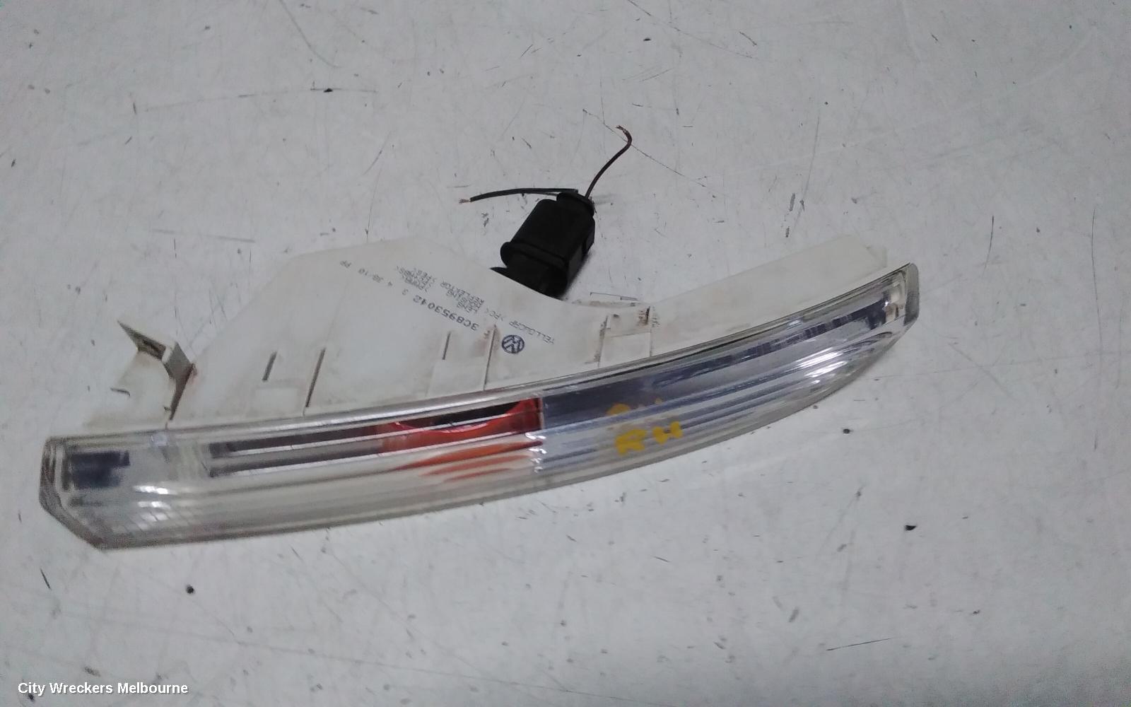 VOLKSWAGEN PASSAT RIGHT INDICATOR/FOG/SIDE, BUMPER FOGLAMP, 3C/MK6 B7, SEDAN/WAGON/ALLTRACK, W/ DAYTIME RUNNING LAMP, 09/2010 - 05/2015 - Image 2