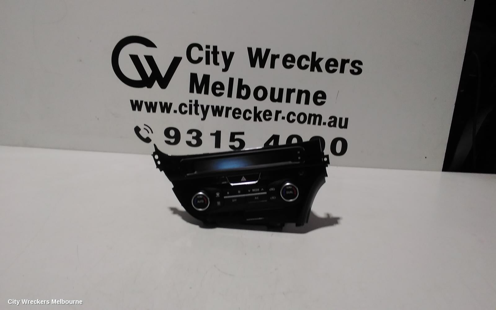 KIA OPTIMA HEATER/AC CONTROLS, TF, CLIMATE CONTROL TYPE, P/N 972502T480, 01/2011 - 10/2015 - Image 2
