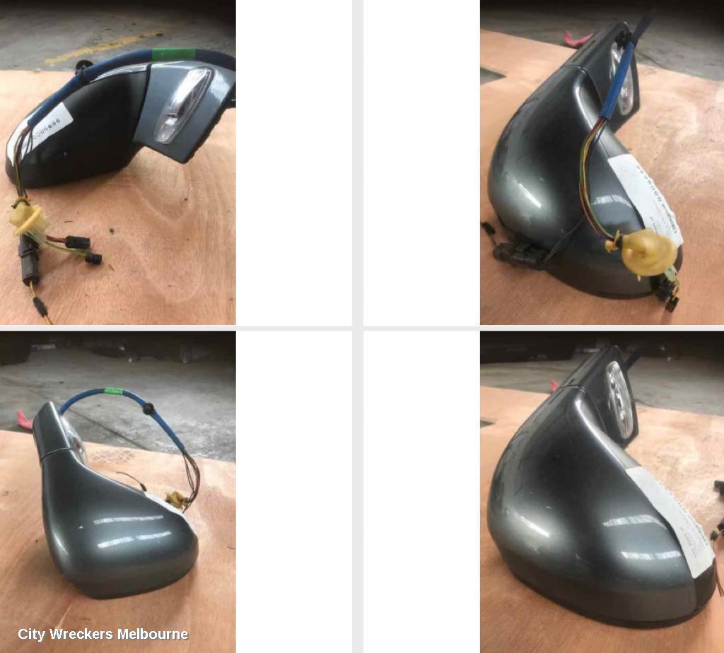 PEUGEOT 308 RIGHT DOOR MIRROR, T7, HATCH/WAGON, MANUAL FOLDING, 2 PLUG TYPE, 09/2007 - 12/2013 - Image 1