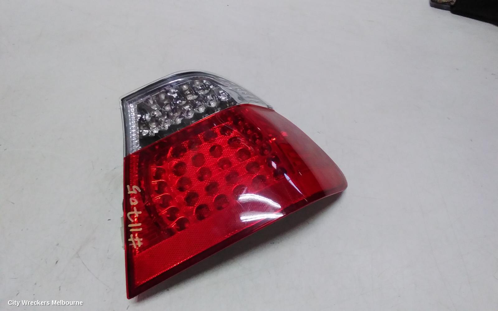 BMW 3 SERIES RIGHT TAILLIGHT, E46, COUPE, STANDARD TYPE, CLEAR FLASHER, 06/1999 - 03/2003 - Image 1