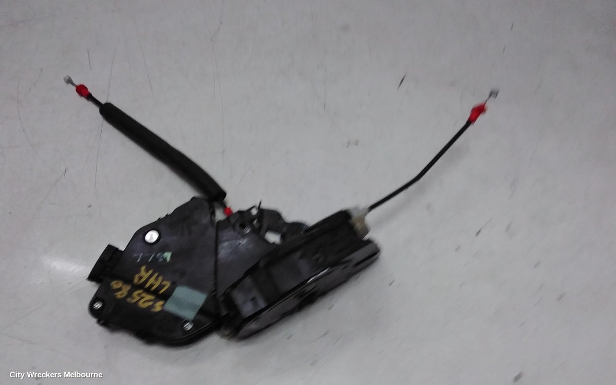 LAND ROVER DISCOVERY SPORT DOOR/BOOT/GATE LOCK, LEFT REAR DOOR LOCK, L550, 01/2015 ONWARDS - Image 2