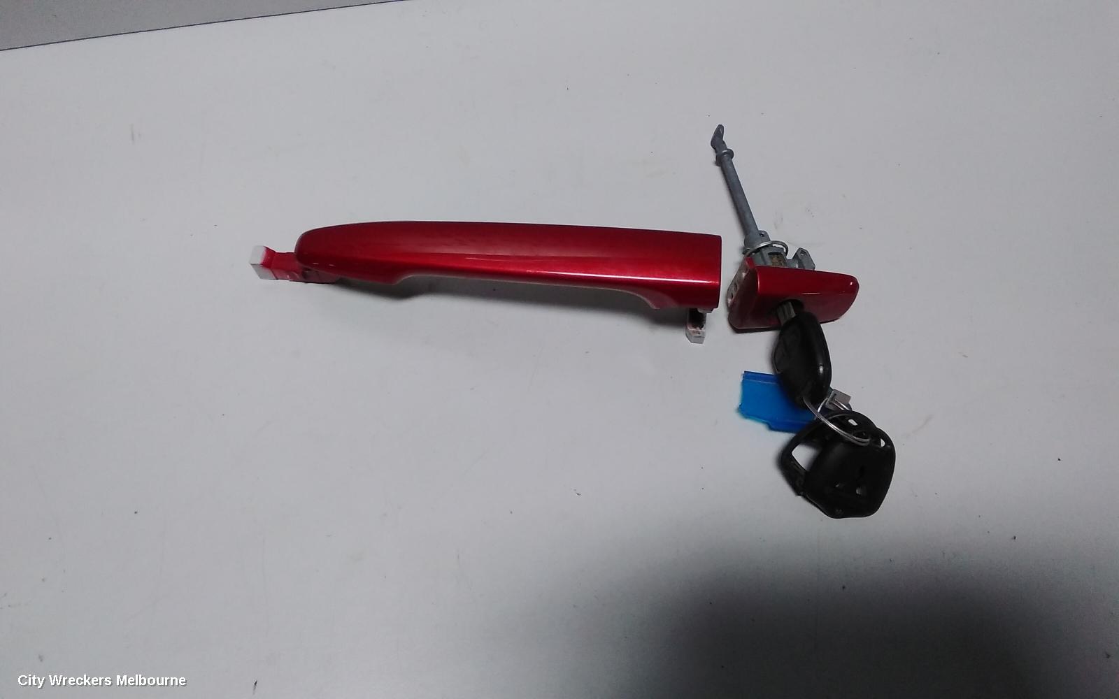 MITSUBISHI OUTLANDER DOOR HANDLE, OUTER, RH FRONT, COLOUR CODED, ZJ-ZK, 10/2012 ONWARDS - Image 2