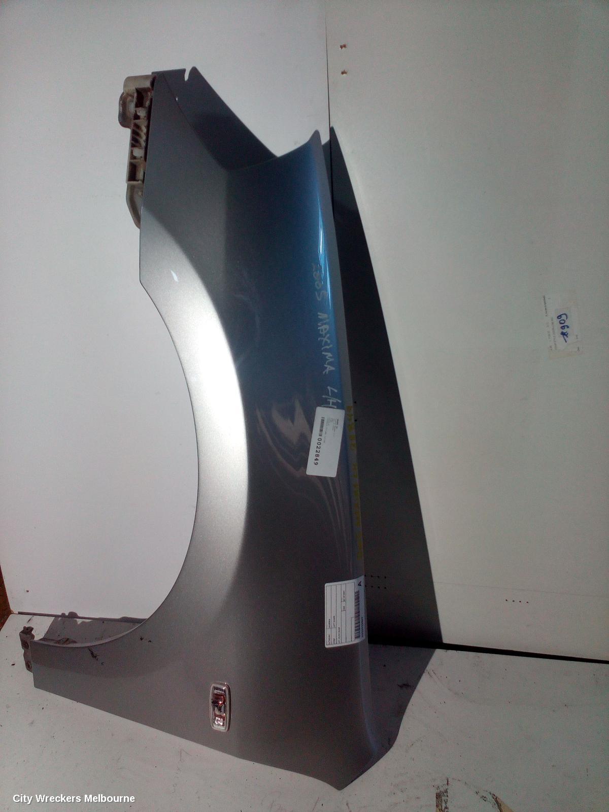 NISSAN MAXIMA LEFT GUARD, J31, 02/2002 - 05/2009 - Image 2