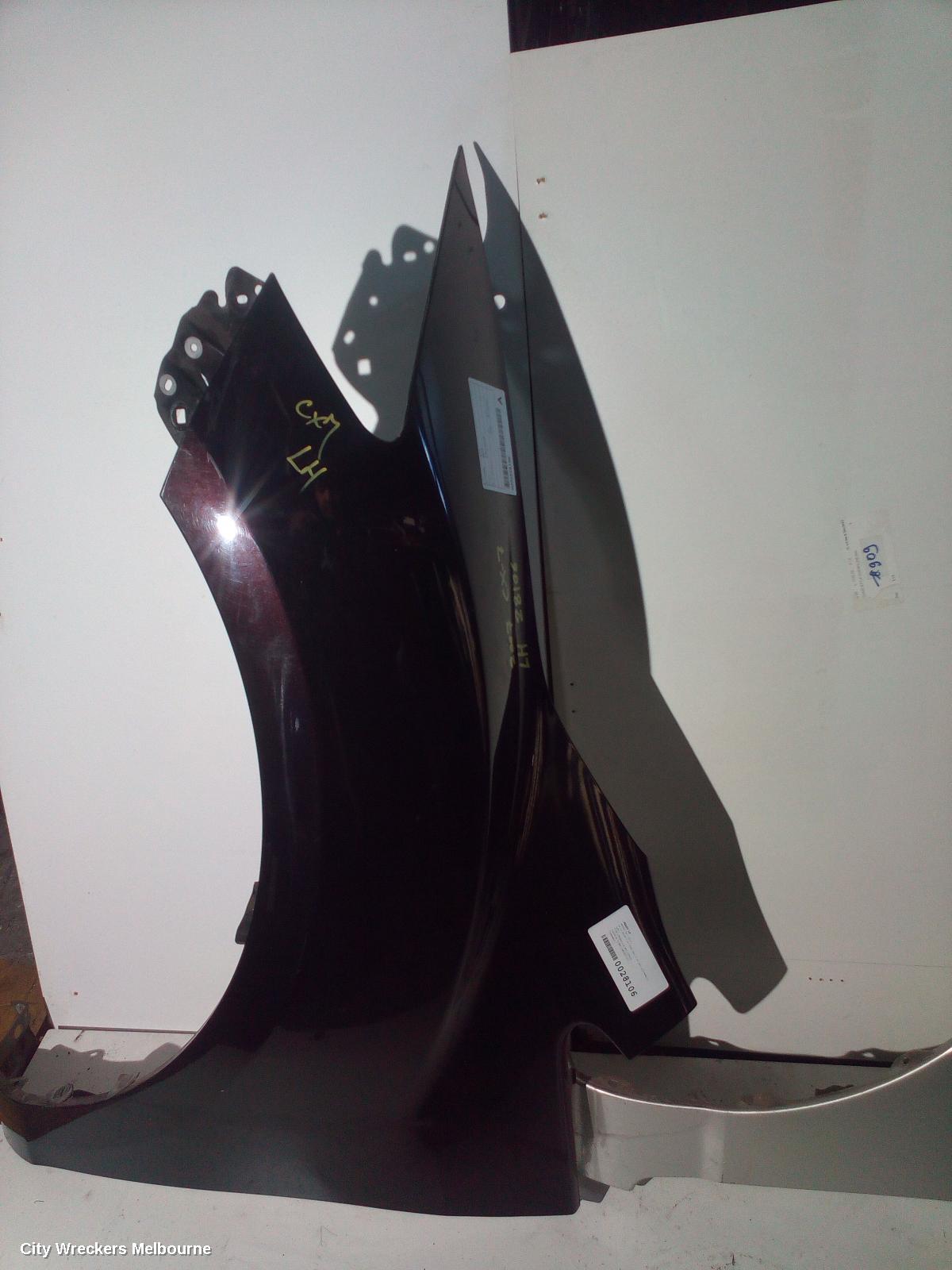 MAZDA CX7 LEFT GUARD, ER, 11/2006 - 02/2012 - Image 2