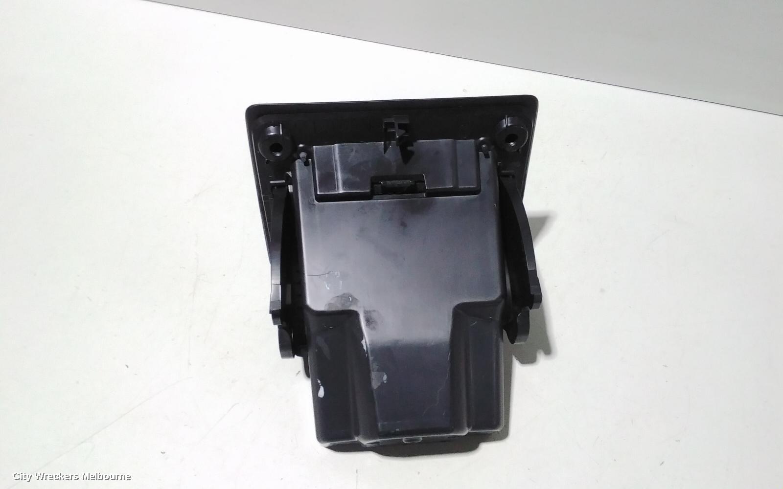 BMW X1 GLOVE BOX, F48, 08/2015 - 06/2022 - Image 3