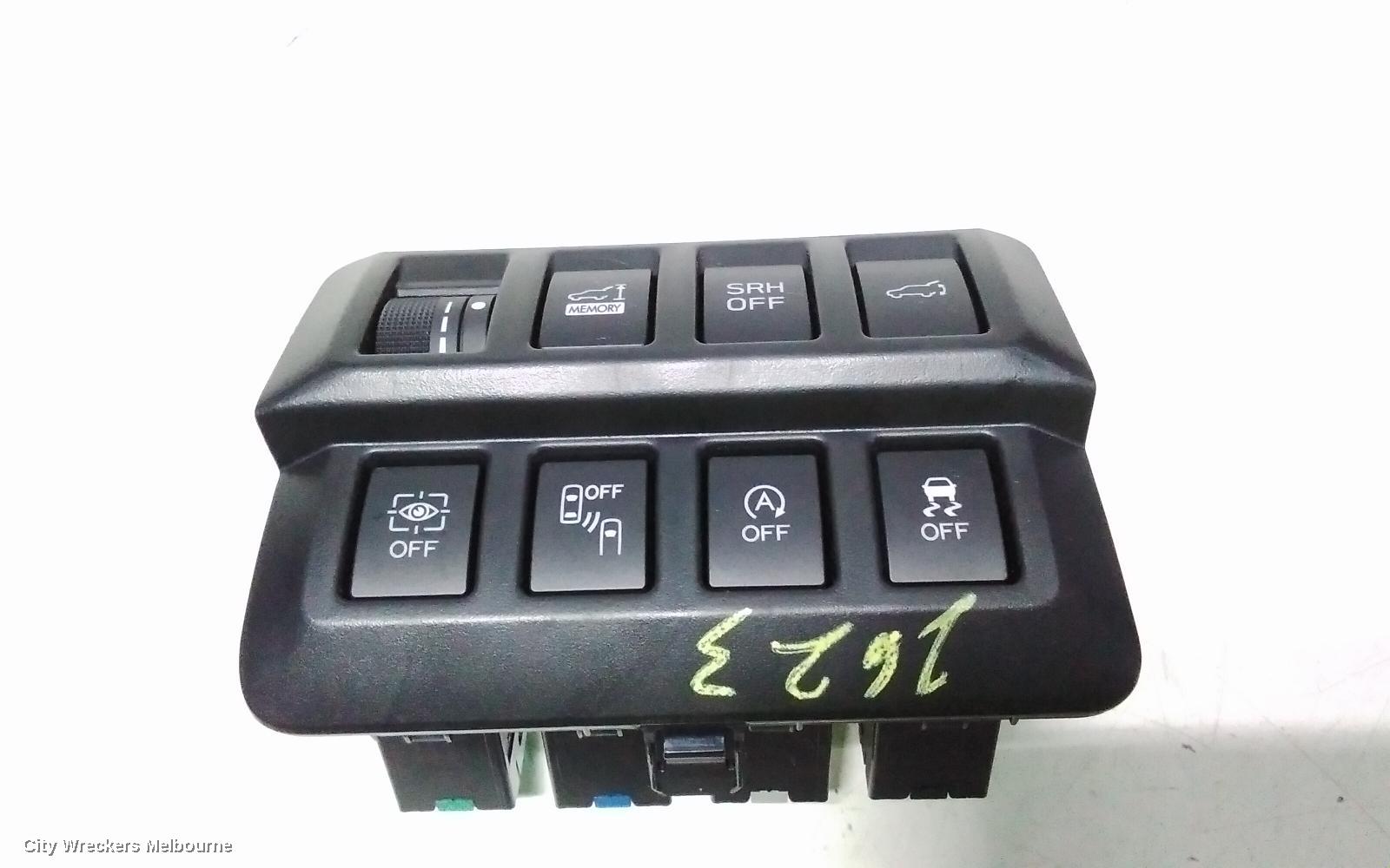SUBARU FORESTER, SK, 08/2018 - 11/2024, SWITCH COMPARTMENT ON THE DASH RIGHT SIDE / CHECK PHOTO : 118131 - Image 1