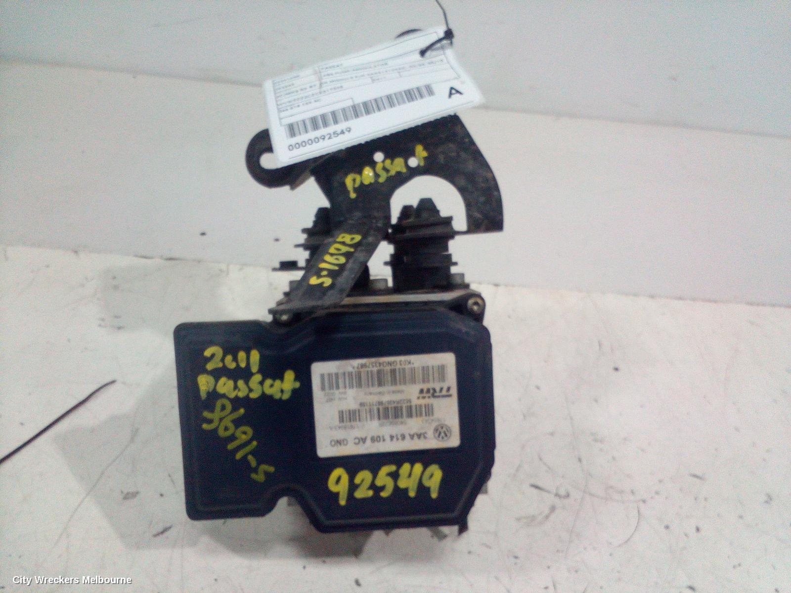 VOLKSWAGEN PASSAT ABS PUMP/MODULATOR, 3C/MK6 B6-B7, ON MODULE P/N 3AA614109AC, 03/2006 - 05/2015 - Image 1