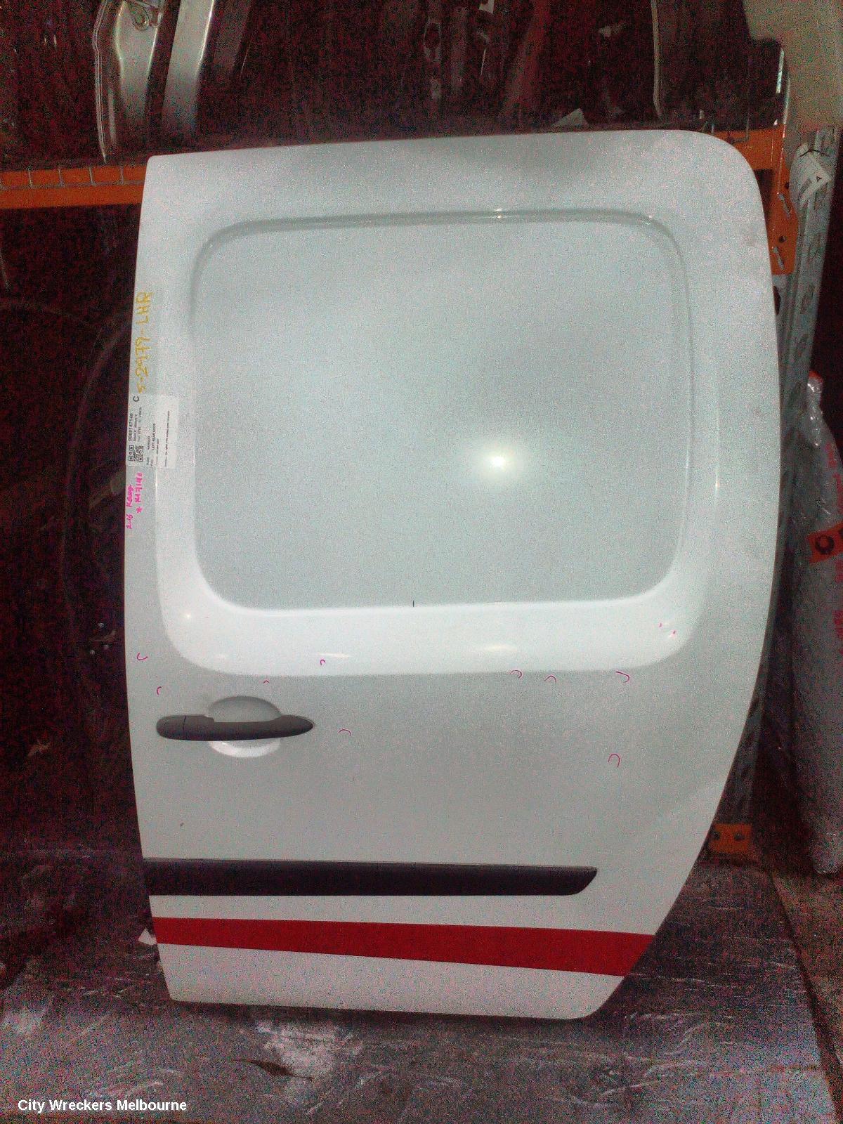 RENAULT KANGOO LEFT REAR DOOR/SLIDING, X61, PANEL TYPE SLIDING DOOR, 10/2010 - 02/2022 - Image 2