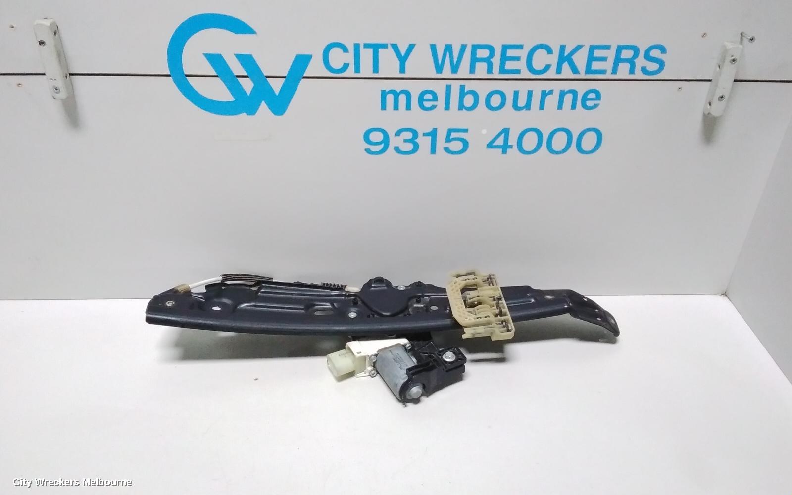 BMW 5 SERIES RIGHT FRONT WINDOW REG/MOTOR, F10/F11, DOOR REG ASSY (REG AND MOTOR), 02/2010 - 01/2017 - Image 1