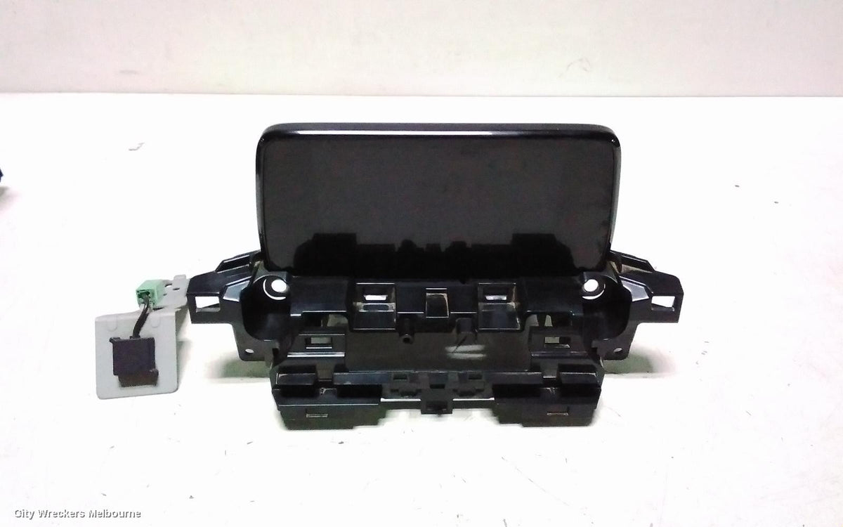 MAZDA CX8 RADIO/CD/DVD/SAT/TV, DISPLAY UNIT, 10.25IN SCREEN ONLY, KG, 05/2018 - 12/2023 - Image 2