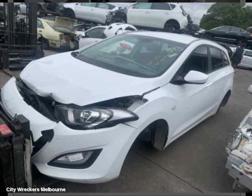 HYUNDAI I30 COMBINATION SWITCH, FLASHER SWITCH, W/ FOGLAMP TYPE, (VIN KMHD), GD, 03/2012 - 02/2017 - Image 3