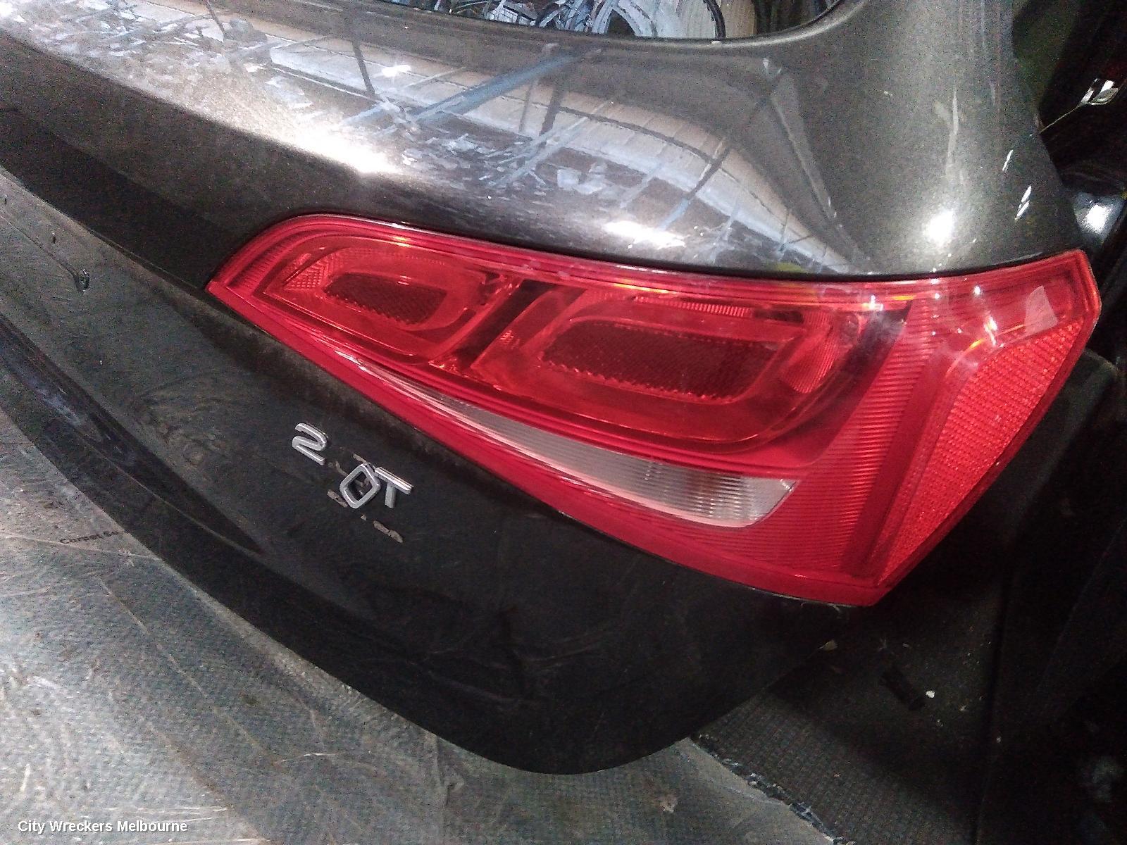 AUDI Q5 RIGHT TAILLIGHT, IN TAILGATE, 8R, STANDARD TYPE, 03/2009 - 01/2017 - Image 2