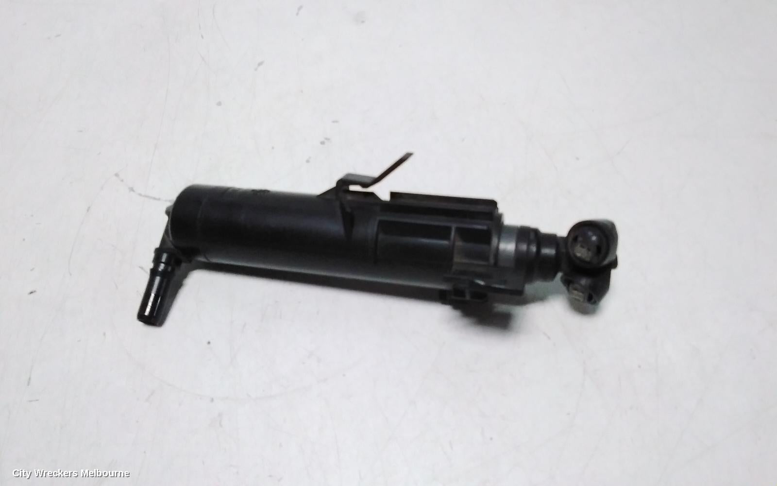 AUDI A4 WASHER JET, B8 8K, 07/2012 - 09/2015 - Image 1