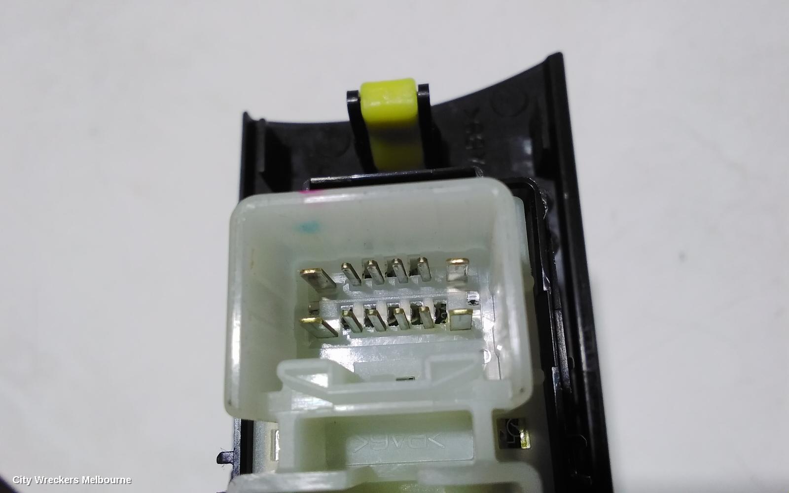 LEXUS IS250/IS250C PWR DR WIND SWITCH, IS250, LH REAR, SEDAN, GSE20R, 11/2005 - 09/2008 - Image 3