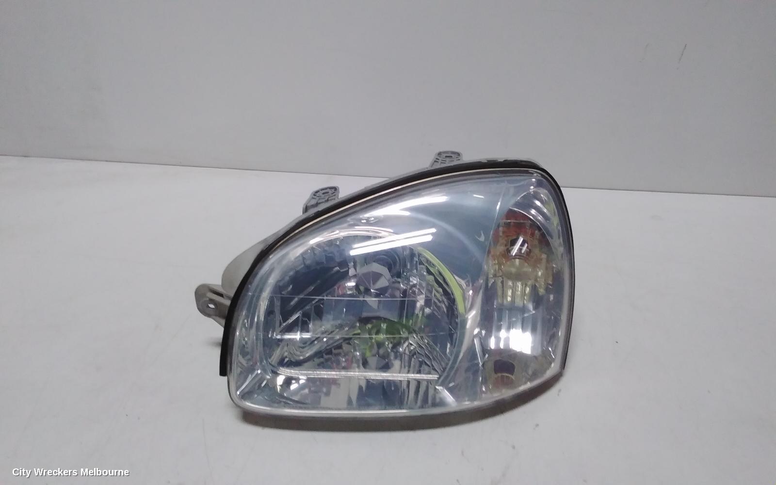 HYUNDAI SANTA FE LEFT HEADLAMP, SM, 11/2000 - 09/2003 - Image 2