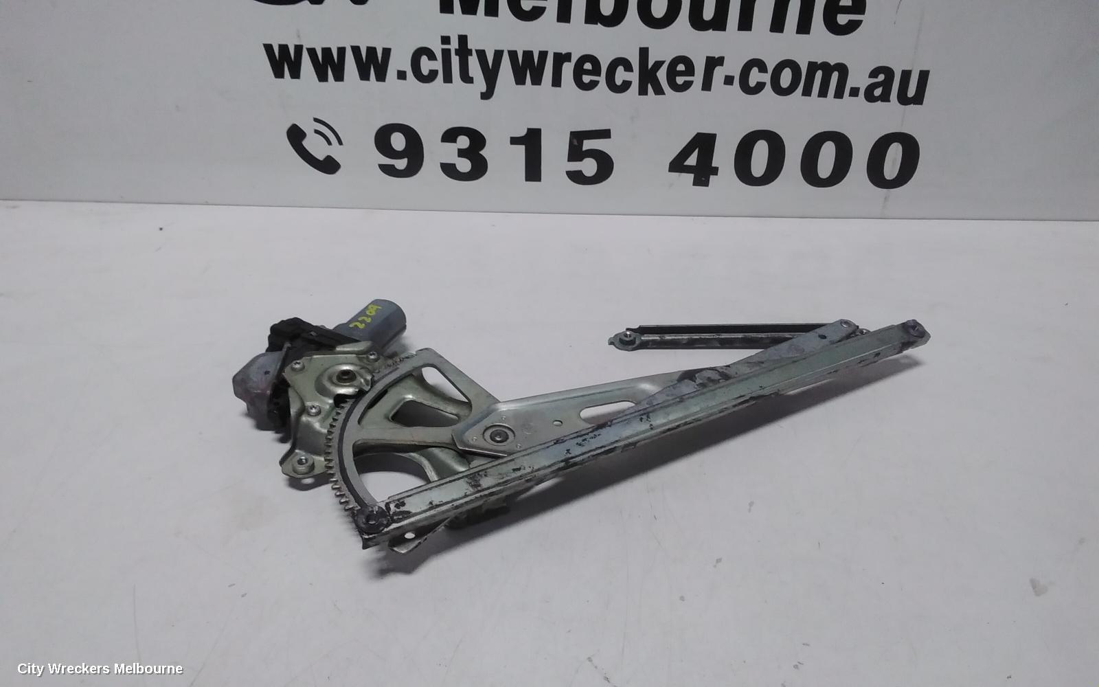 TOYOTA PRIUS LEFT REAR WND REG/MOTOR, ZVW30R, POWER, 07/2009 - 12/2015 - Image 2