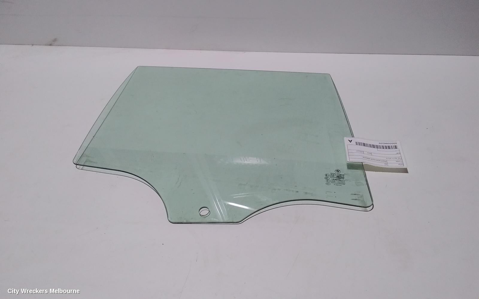 BMW X3 RIGHT REAR DOOR WINDOW, F25, EARLY TYPE, 12/2010 - 03/2013 - Image 1