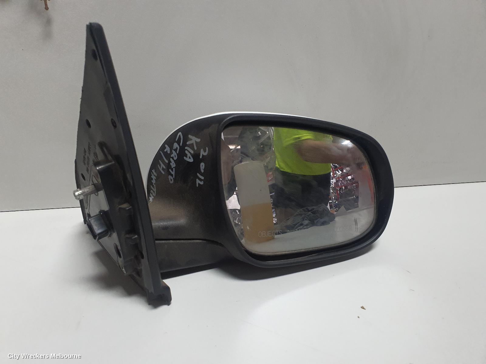 KIA CERATO RIGHT DOOR MIRROR, TD, THIN BLINKER TYPE, SEDAN/HATCH, 07/2010 - 03/2013 - Image 3